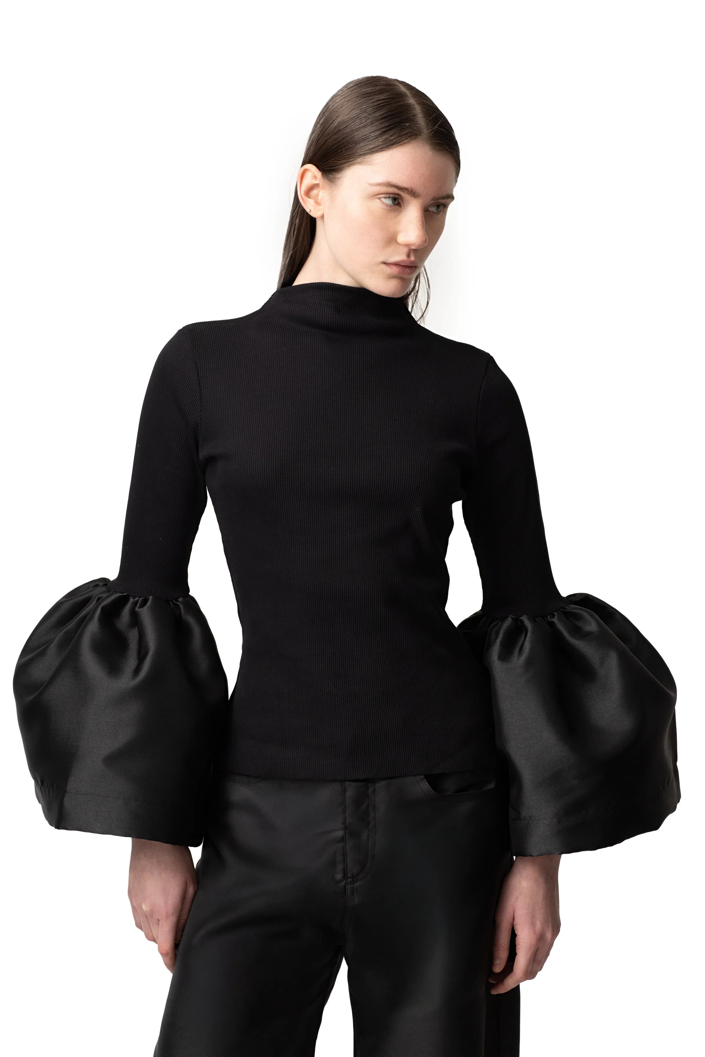 BLACK TURTLENECK PUFF SLEEVE TOP