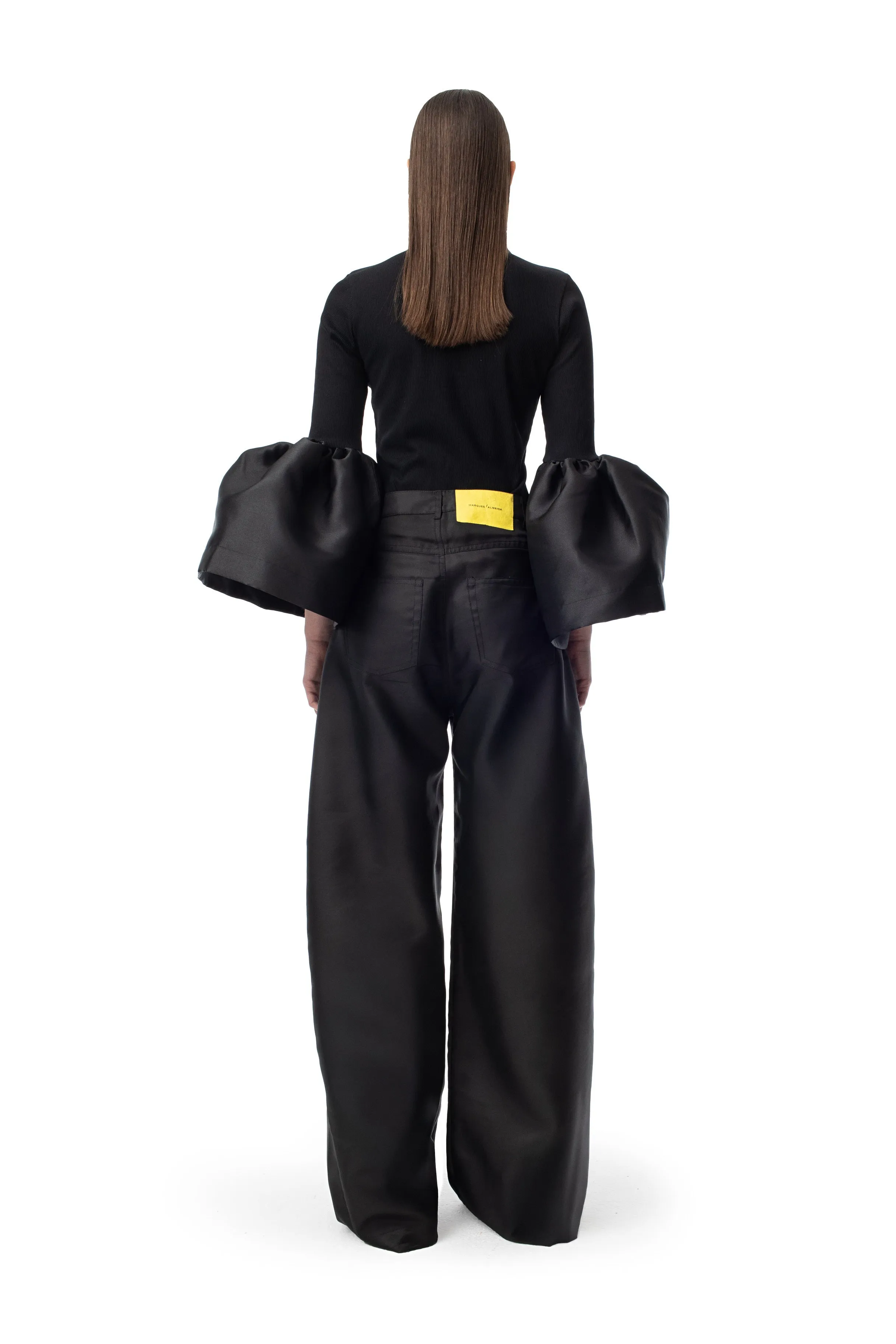 BLACK TURTLENECK PUFF SLEEVE TOP