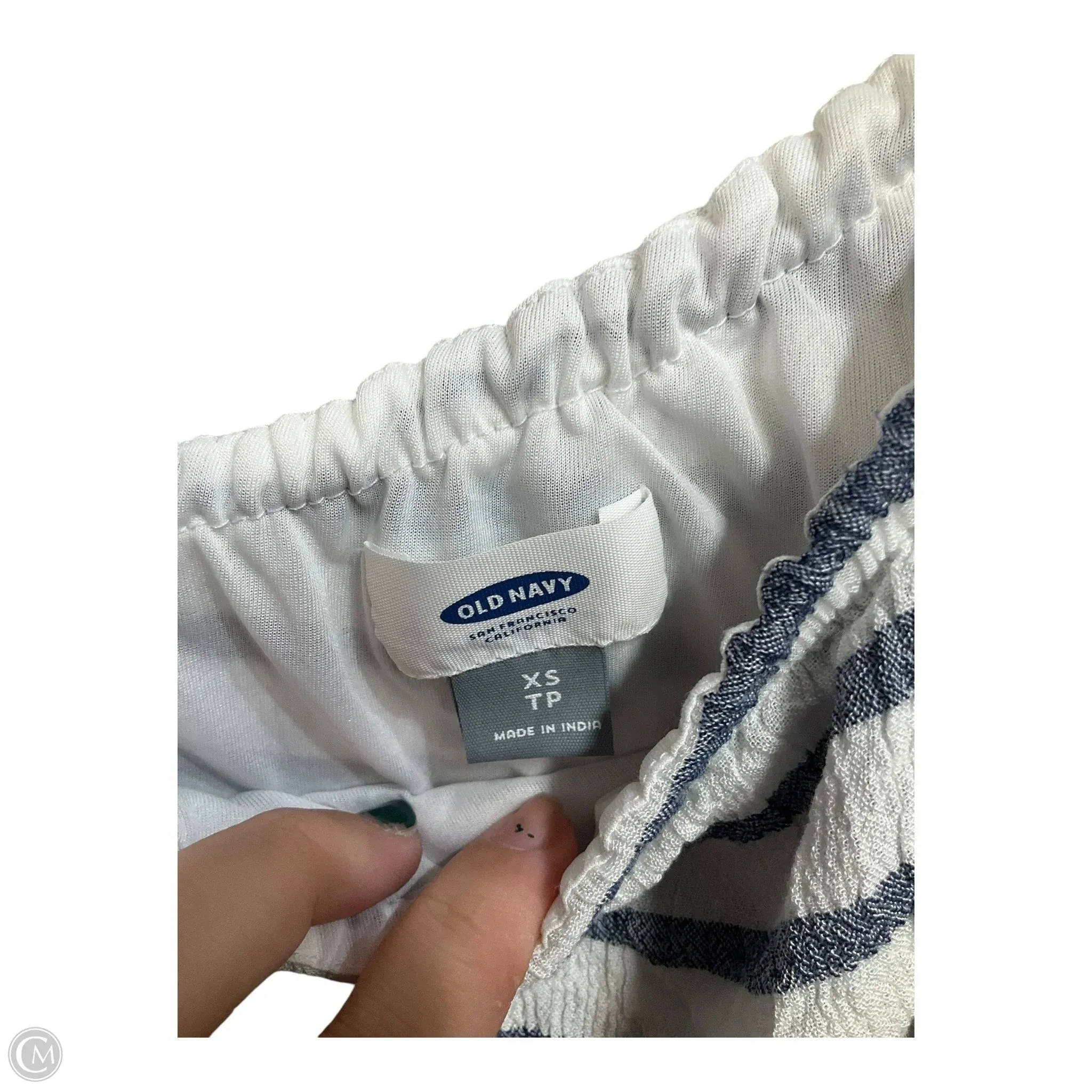 Dress Casual Short By Old Navy In Striped Pattern, Size: Xs