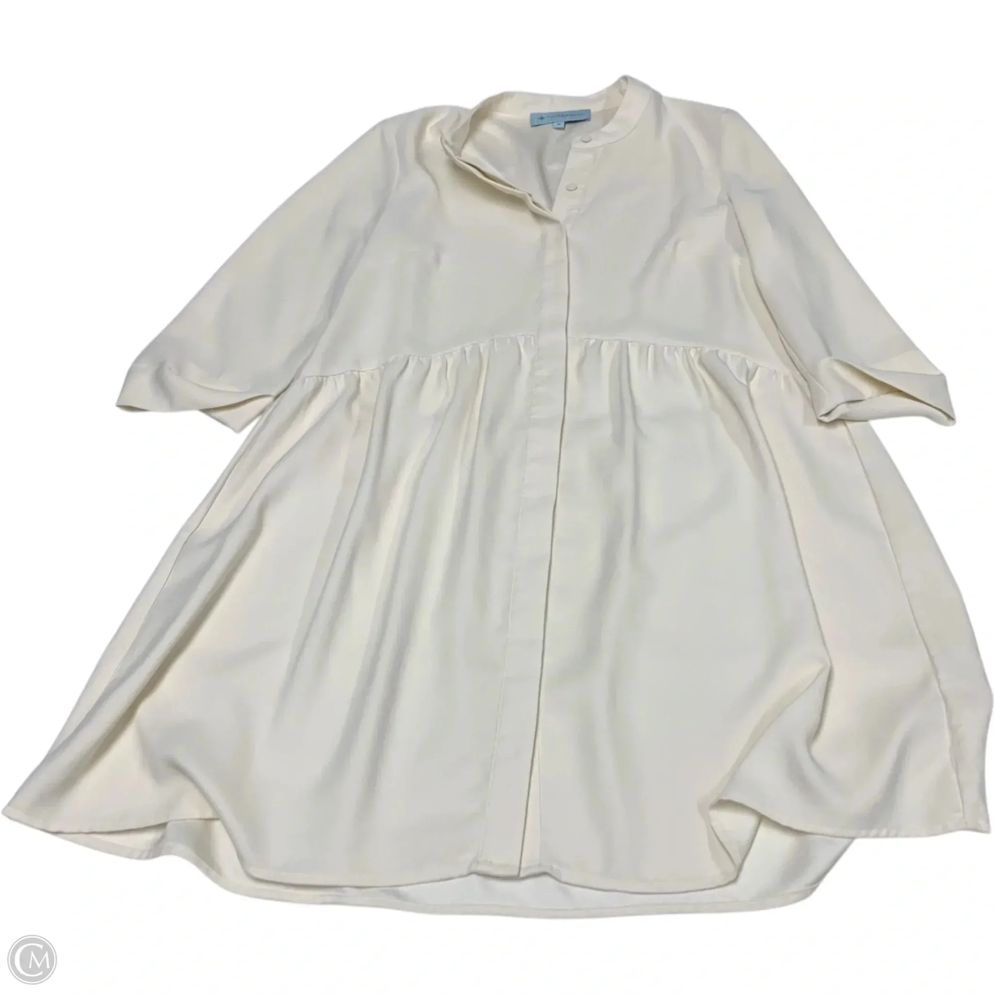 Dress Casual Short By Tuckernuck In Cream, Size: M