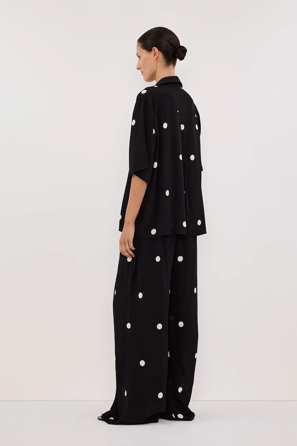 LAURA SPOT SHORT SLEEVE SHIRT