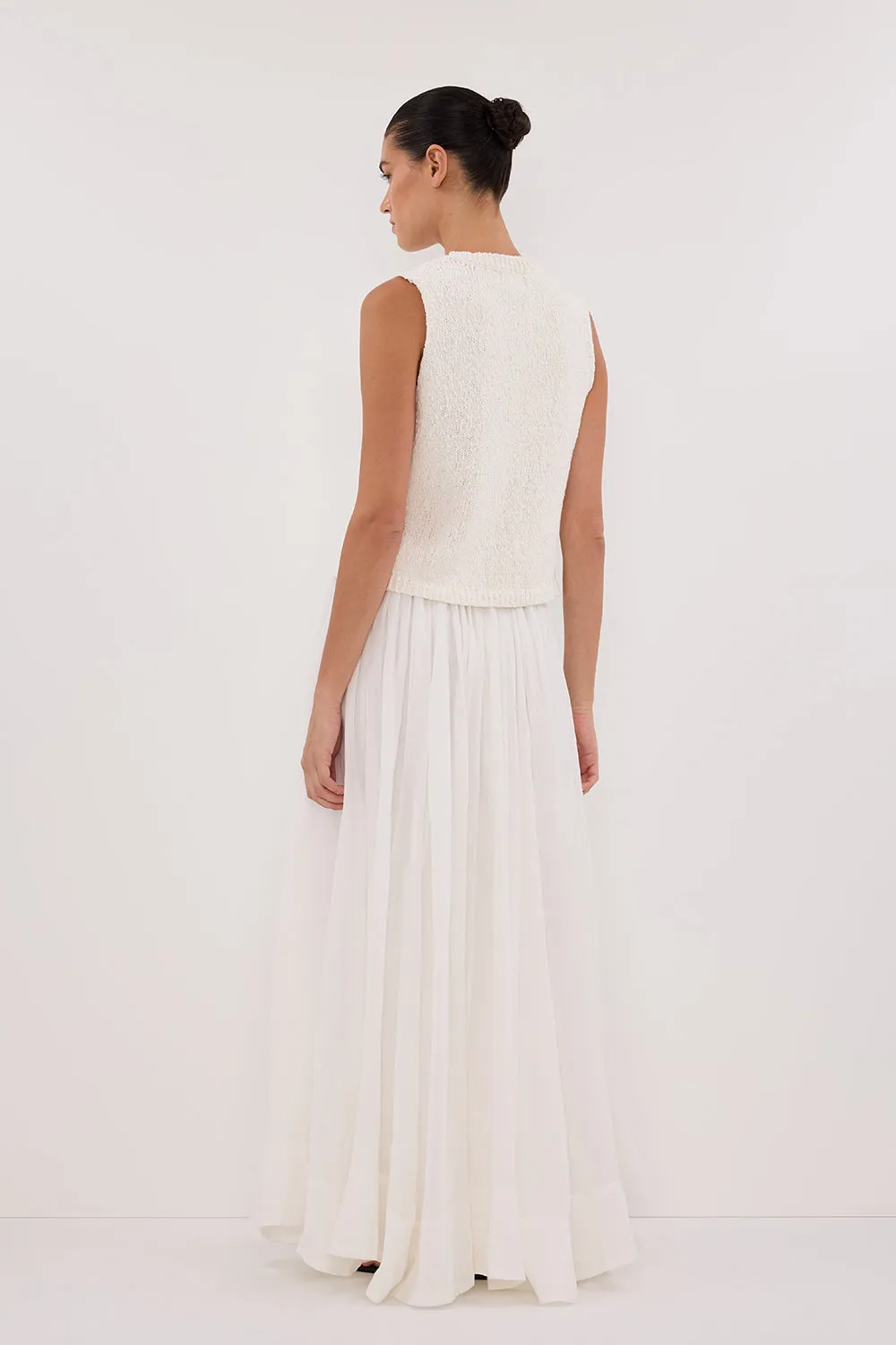 MARLOWE OFF WHITE BOUCLE VEST