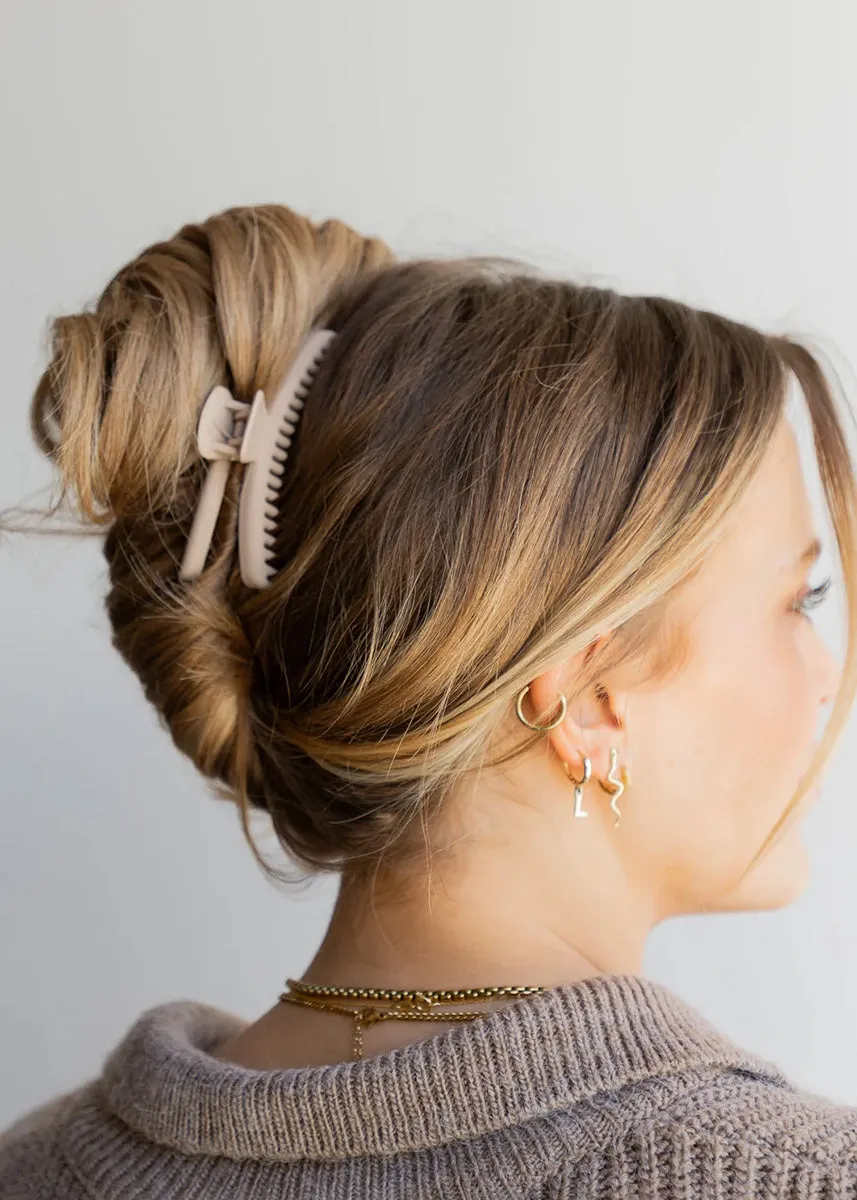 Matte Midi Hold Everything Claw