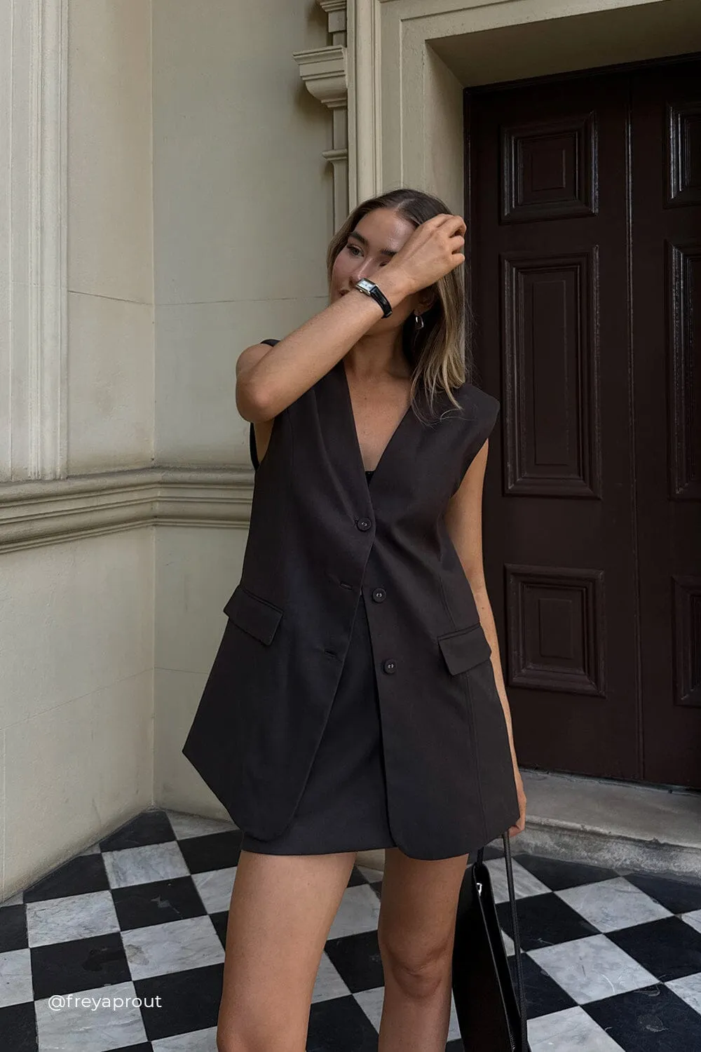 OLIVER BITTER CHOC OVERSIZED VEST