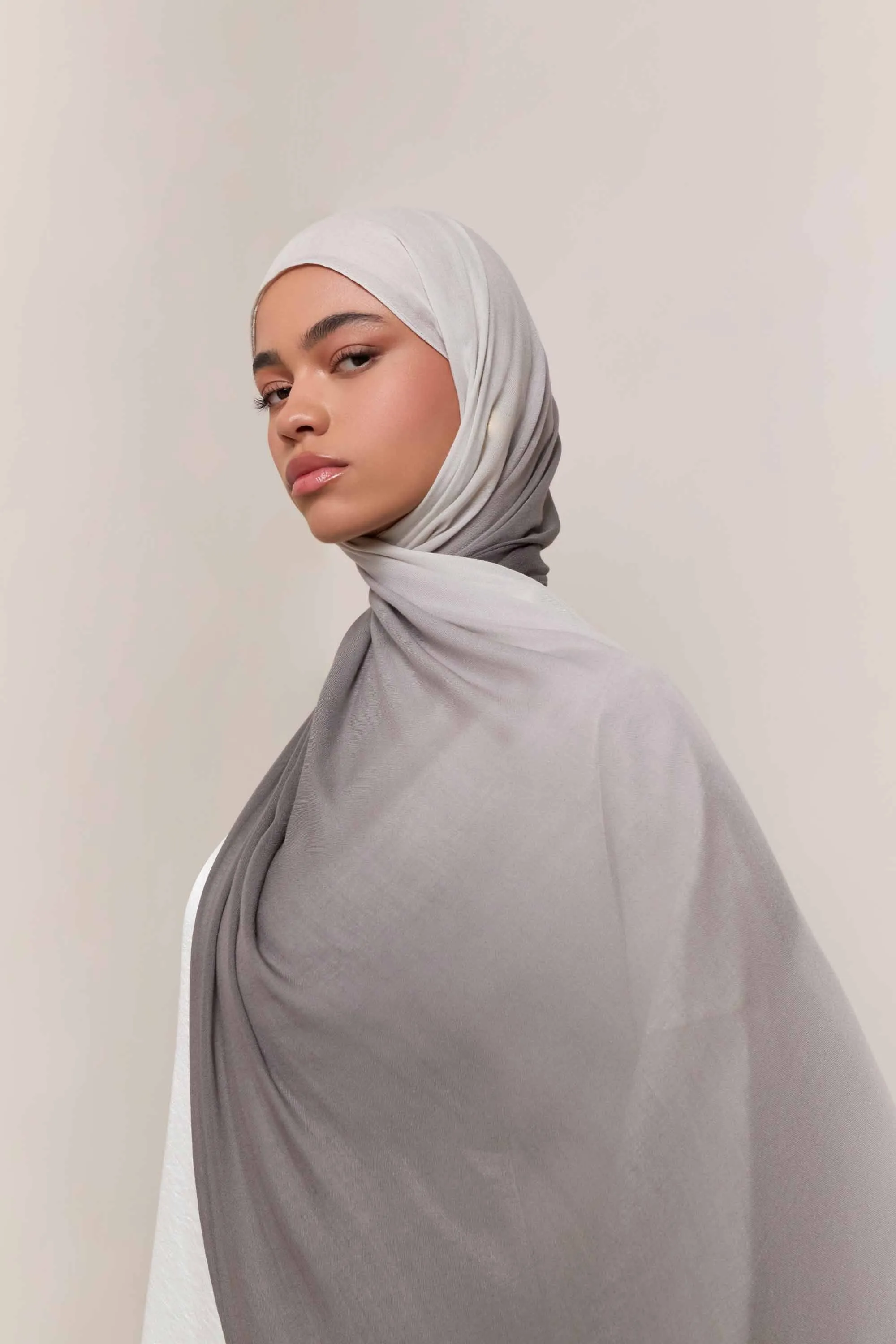 Ombre Modal Hijab - Truffle