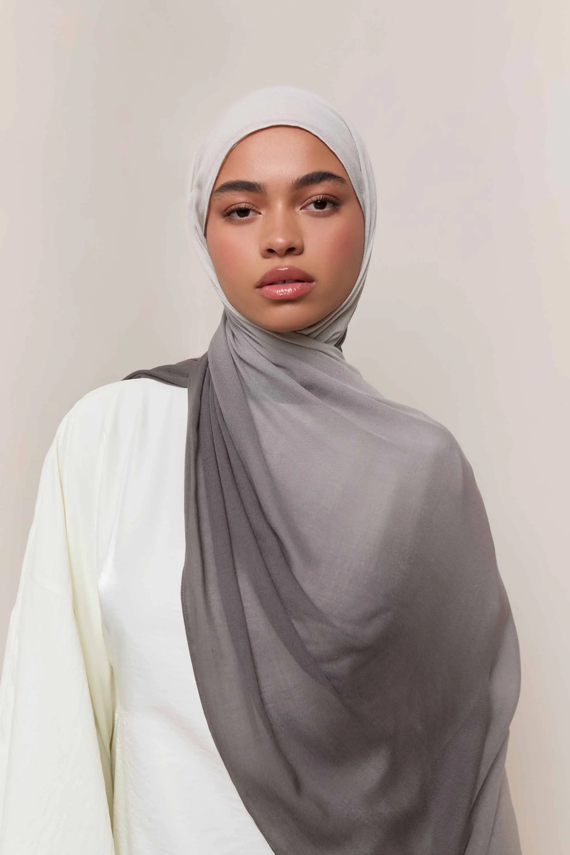 Ombre Modal Hijab - Truffle