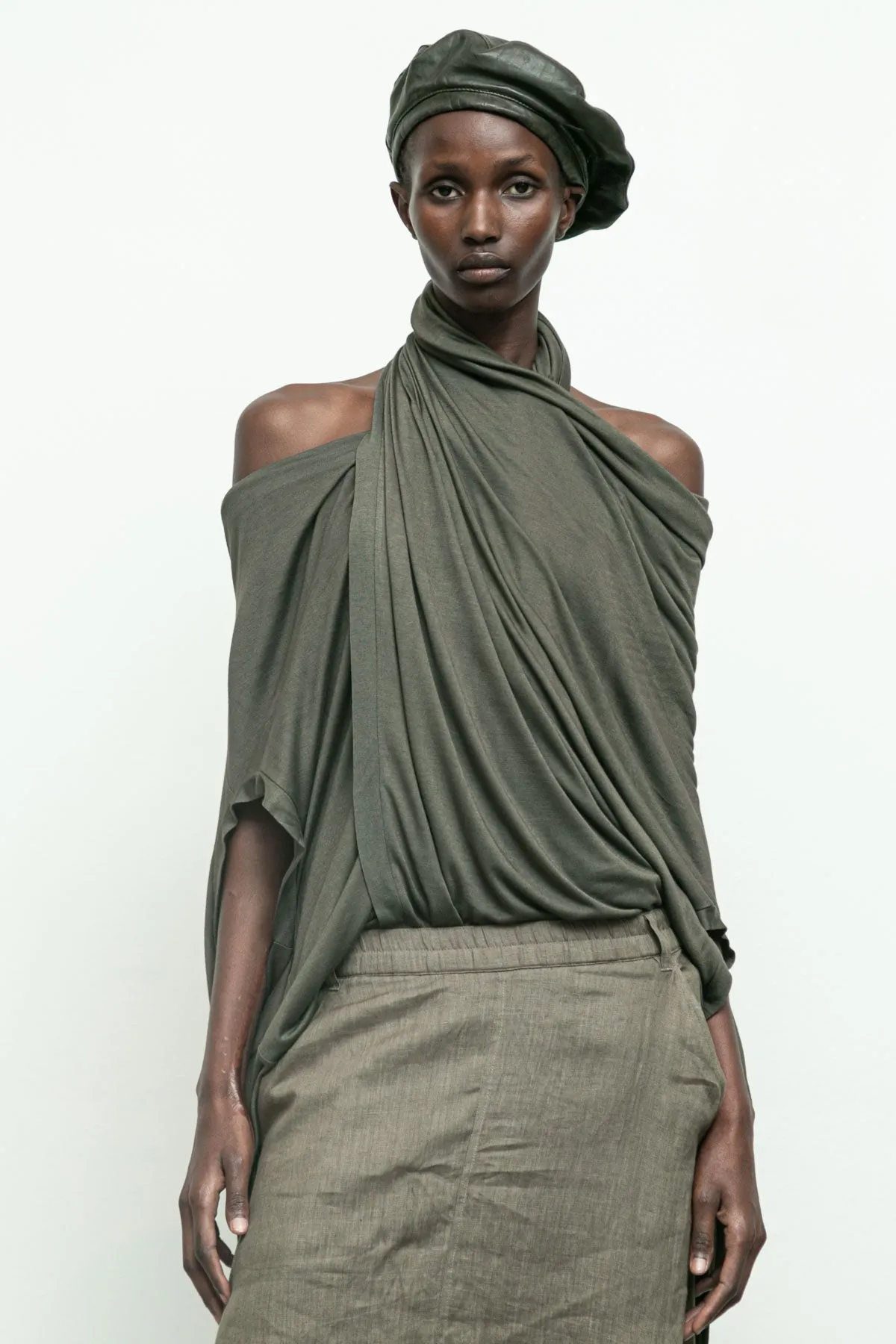 Serius Sleeveless
