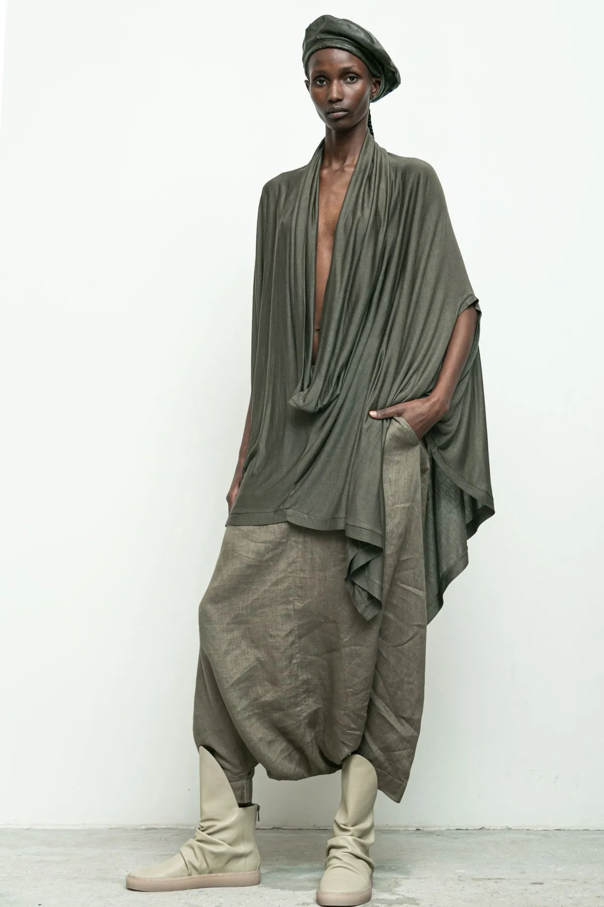 Serius Sleeveless