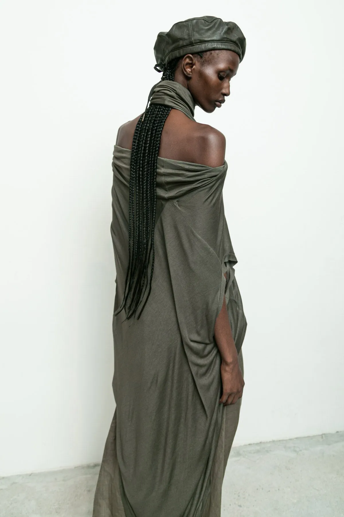 Serius Sleeveless