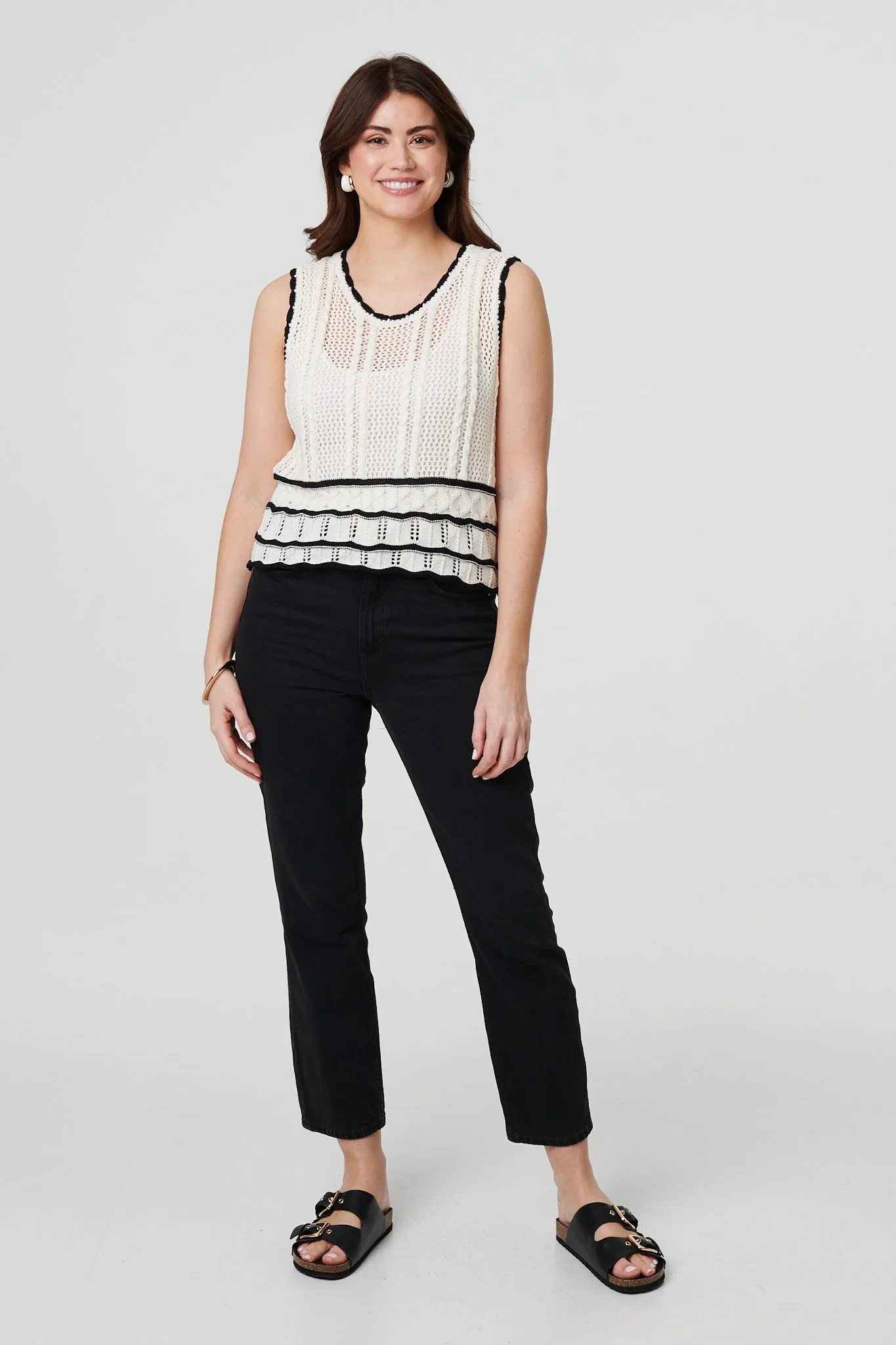 Textured Knit Contrast Trim Cropped Vest