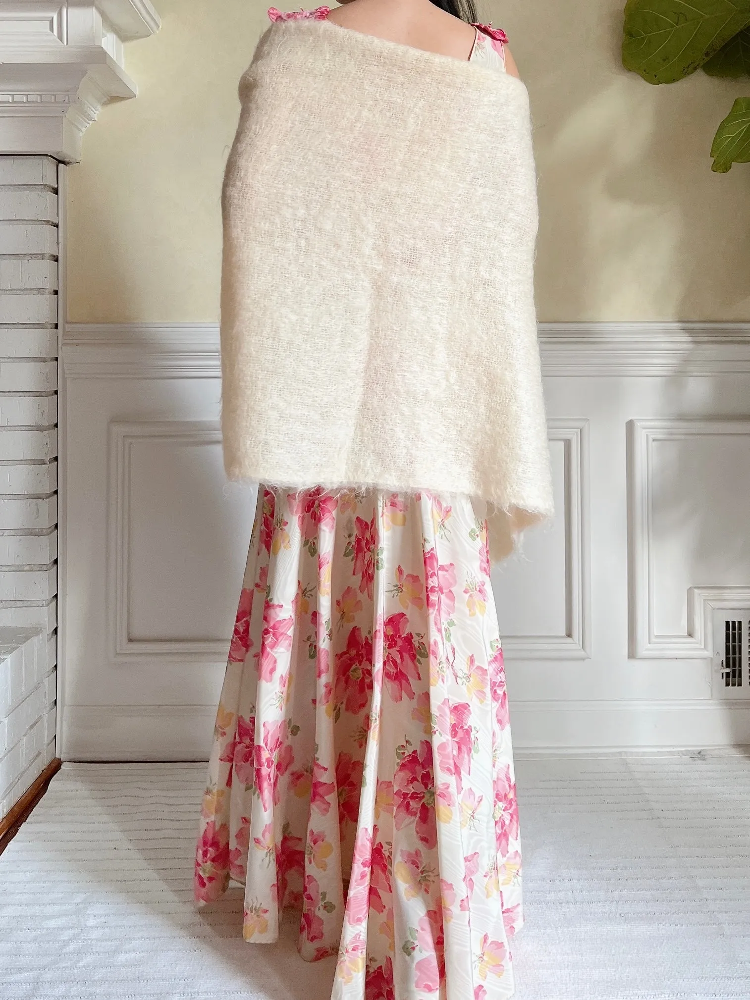 Vintage Ivory Mohair Wrap - OSFM