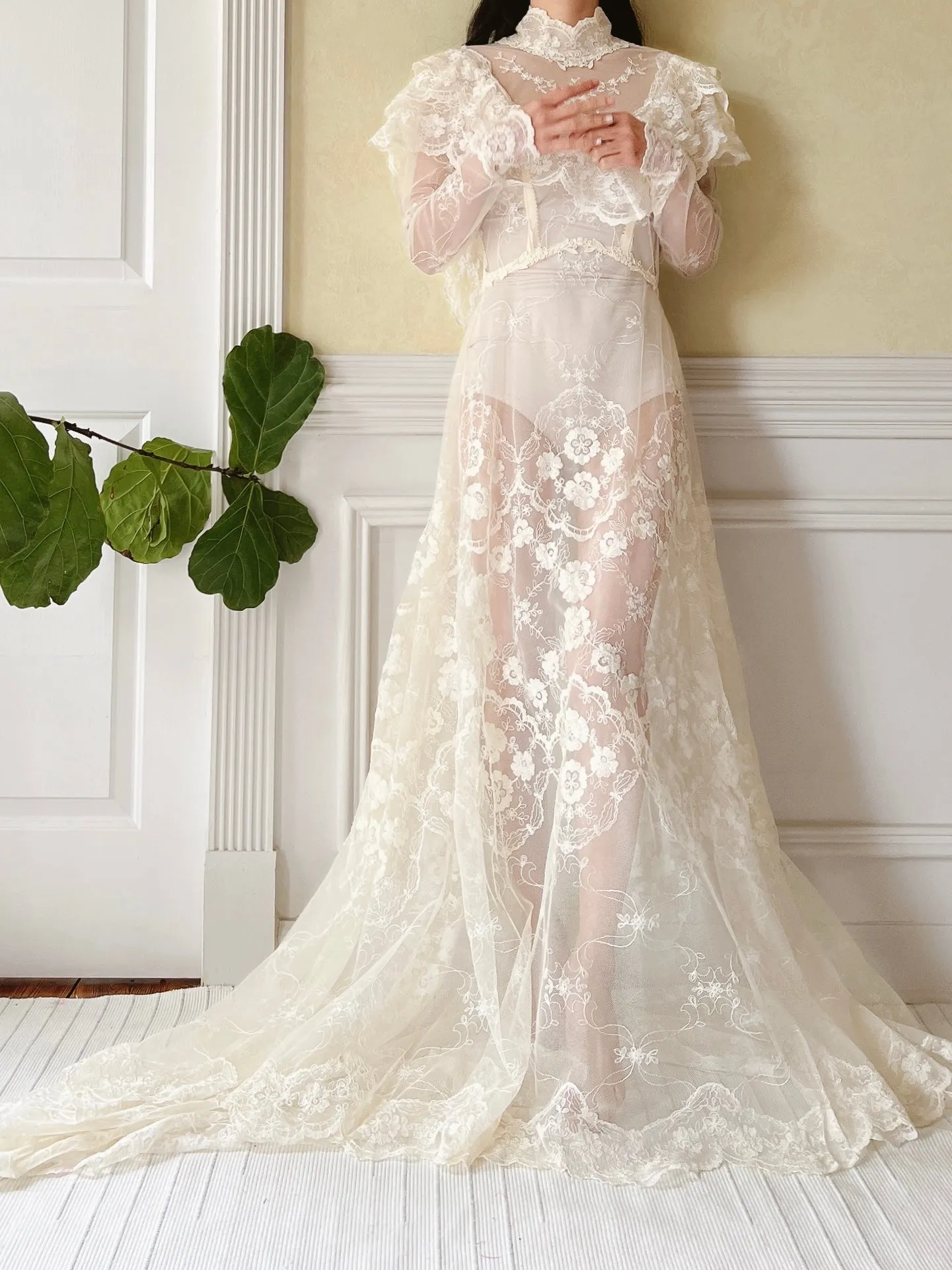 Vintage Needle Embroidery Gown - S