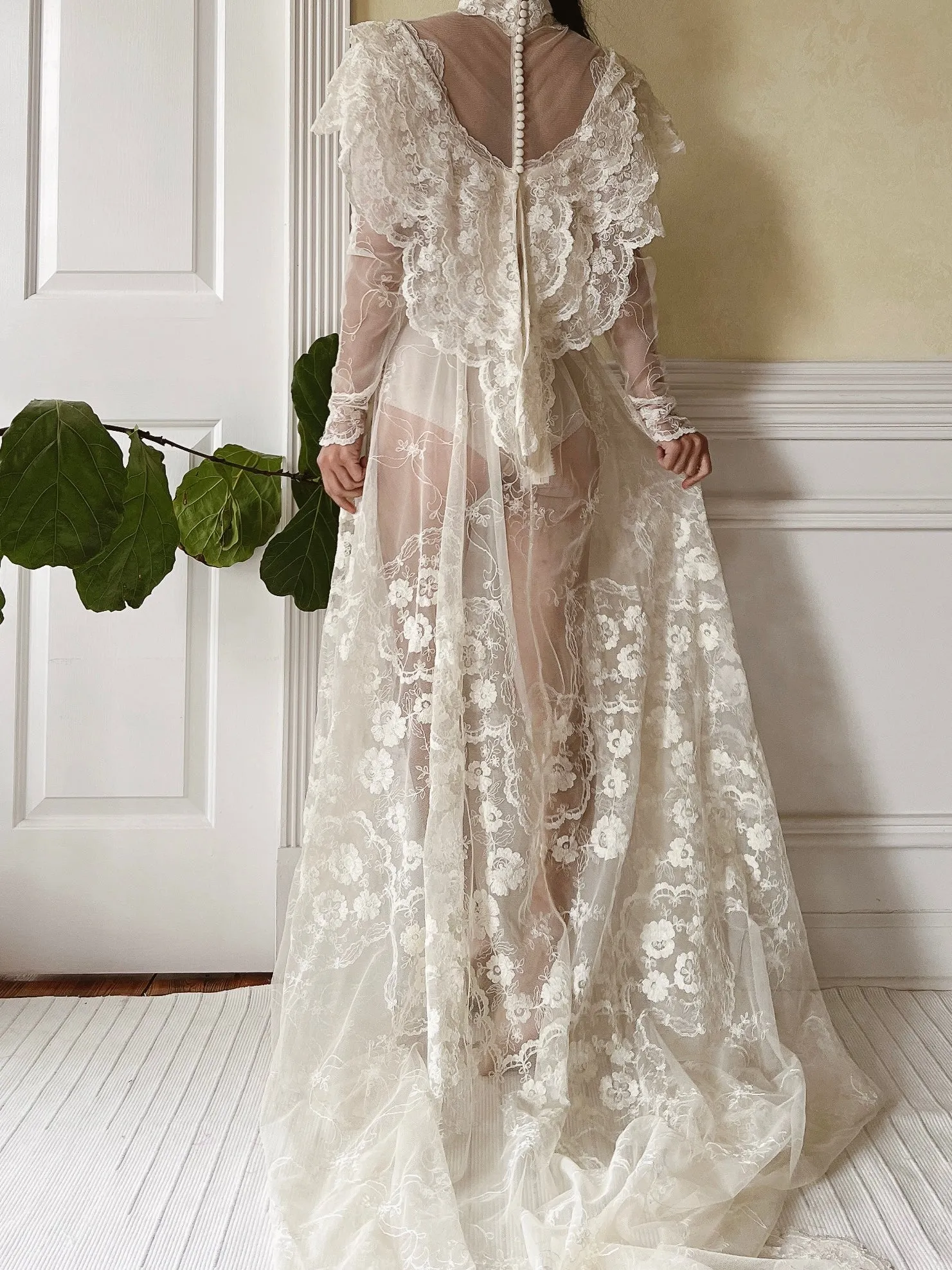 Vintage Needle Embroidery Gown - S